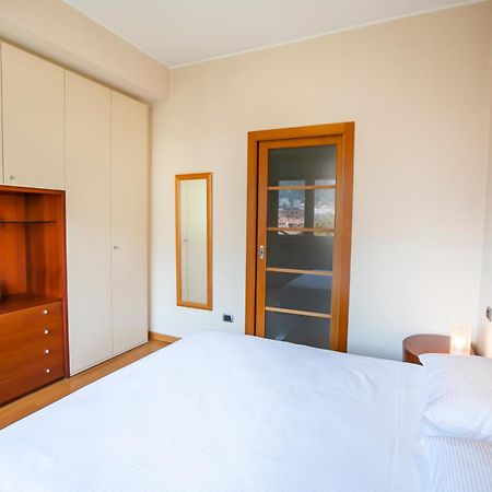 Apartamento Skyline Como Exterior foto
